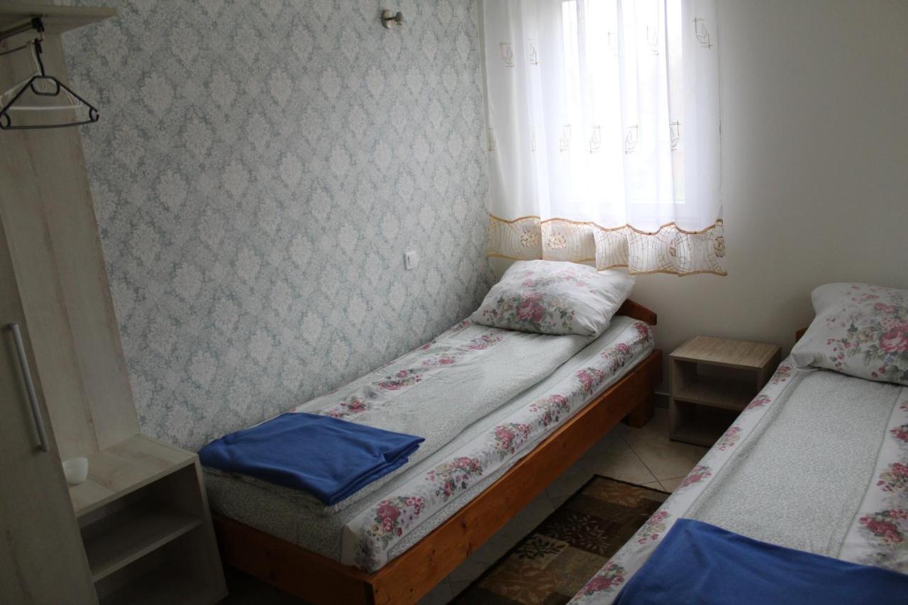 Agroturystyka Pod Kogutkiem Czysta Esterno foto